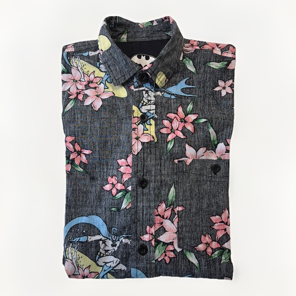 Batman DC Comics Hawaiian Surf Reverse Print Button Shirt Black Floral Sz Small